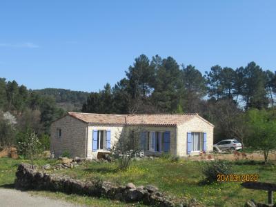 Bâtiment en L de plain pied
