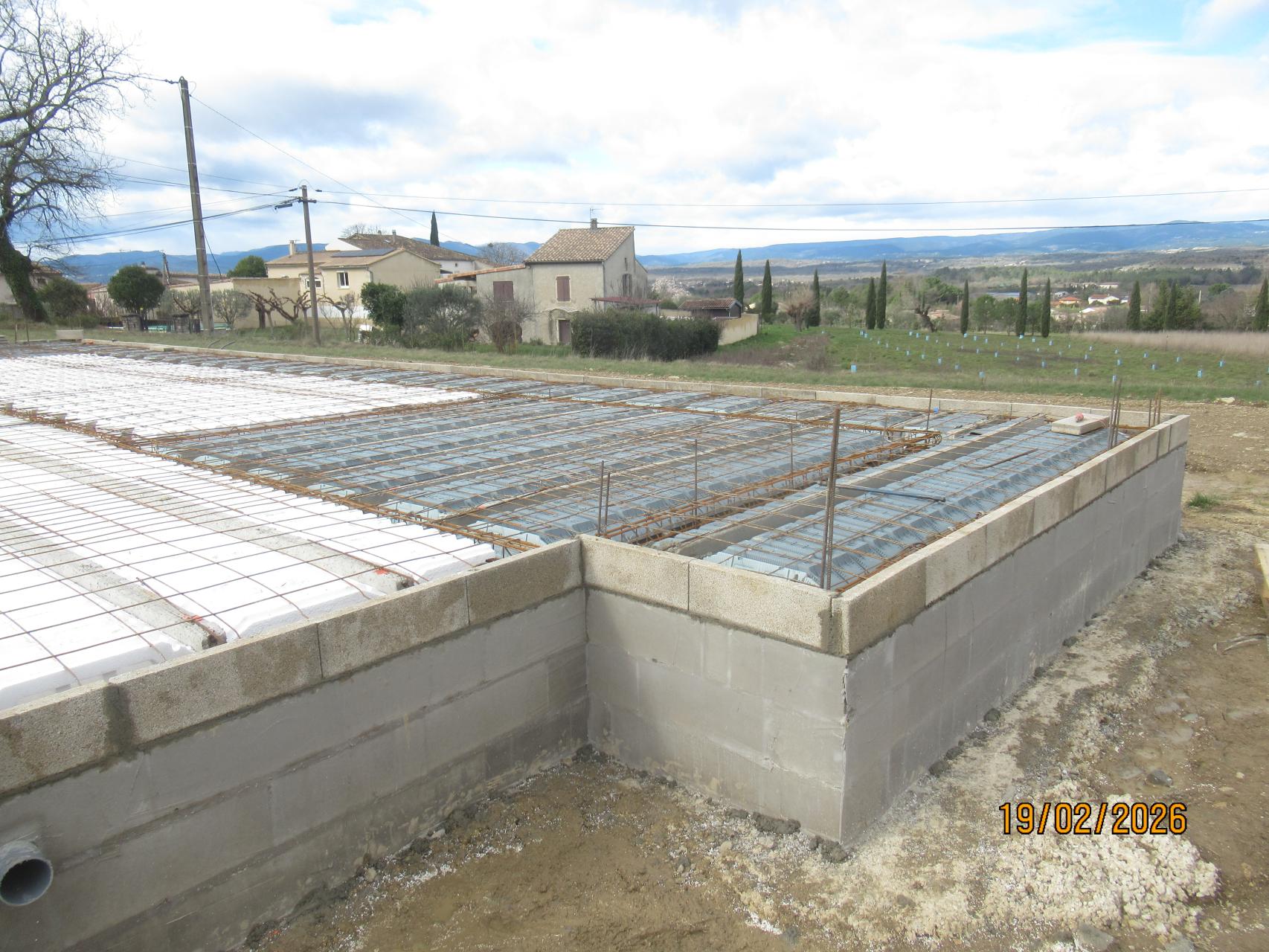 Pose des poutrelles et hourdis du plancher