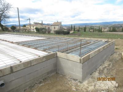 Pose des poutrelles et hourdis du plancher