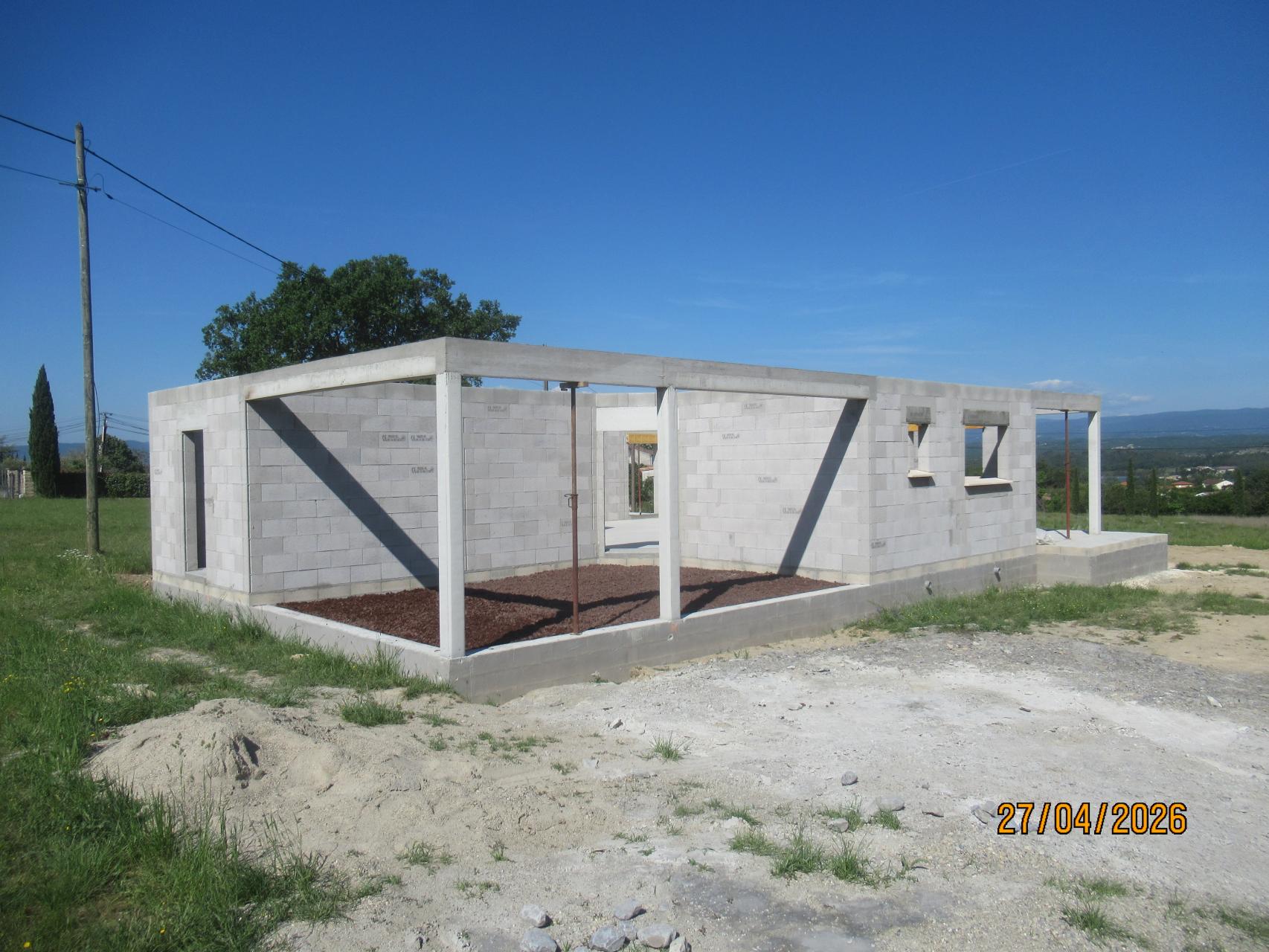 Coulage des linteaux et coffres de volets roulants