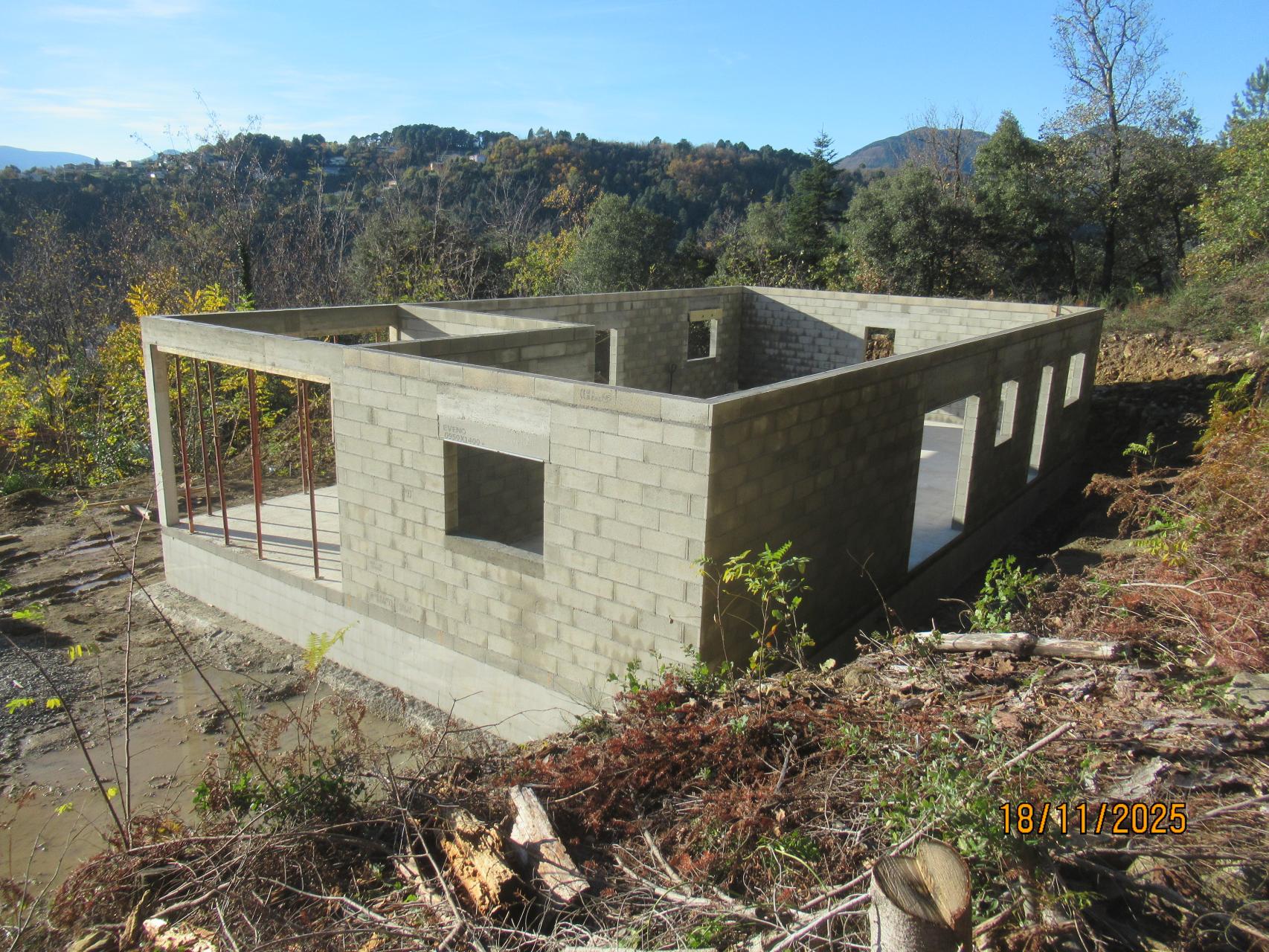 Coulage des linteaux et coffres de volets roulants