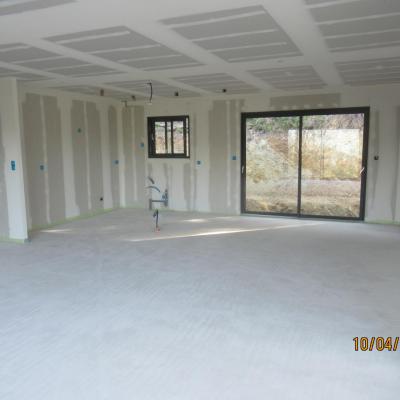 Coulage de la chape liquide